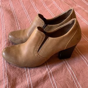 B.O.C Brown Leather Born Concept  Women's Ankle Booties  (size 7)